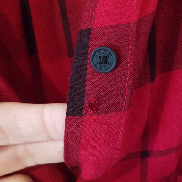 (Aritzia) Wilfred Free checked shirt S - Picture 7 of 7
